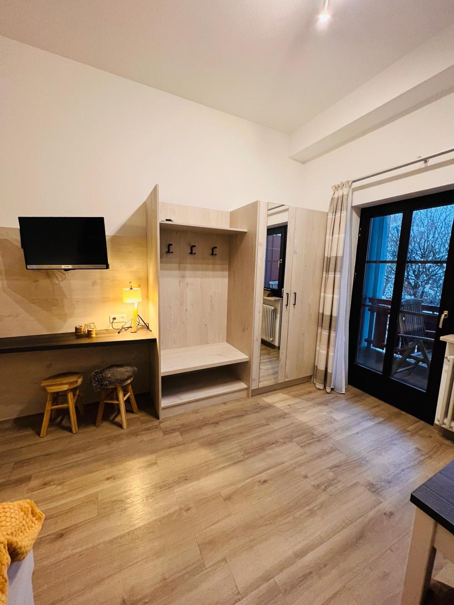 באד גריסבאך Wunderschoenes Apartment Mit Bademantelgang Zur Wohlfuehltherme מראה חיצוני תמונה